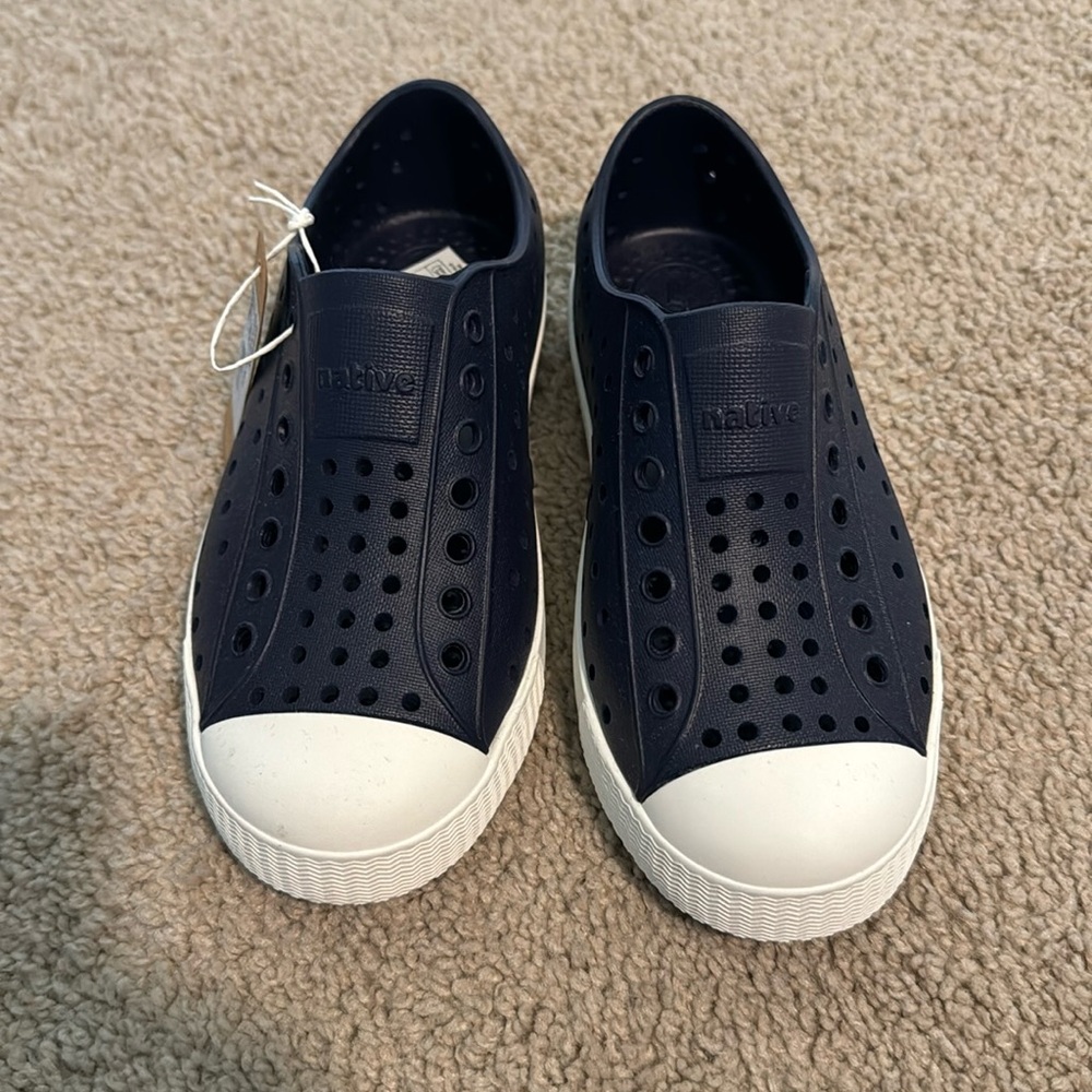 Native “Jefferson” shoe